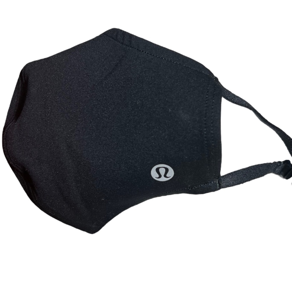 LuLulemon face mask.